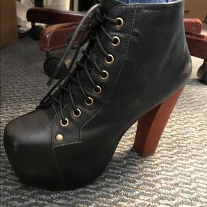 Brand new!! Black leathe boots with wooden 5 inch heel😍🤩